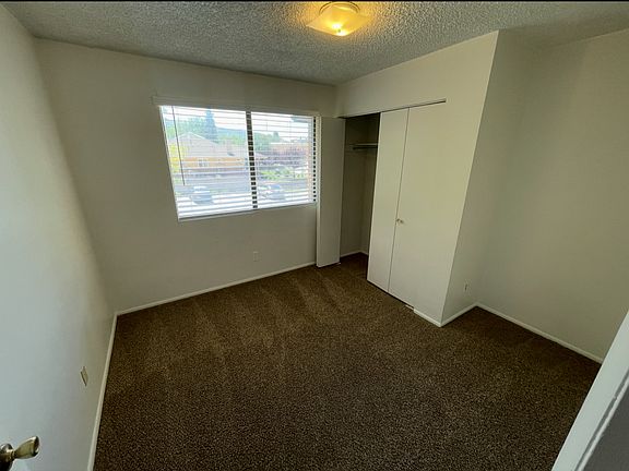 5th image of 109 S 100 E #7