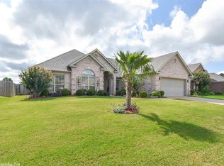 121 Auriel Cir, Maumelle, AR 72113