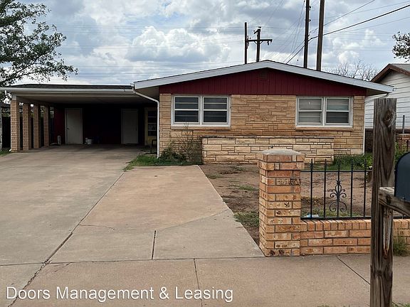 2nd image of 2906 Ute Ave