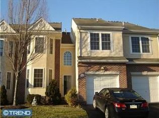 806 Manchester Dr, Ambler, PA 19002