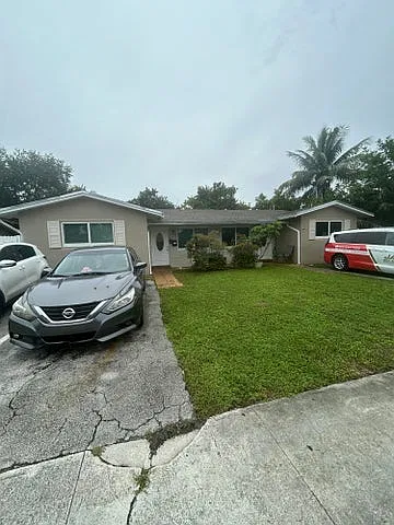 5410 NW 16th Ct