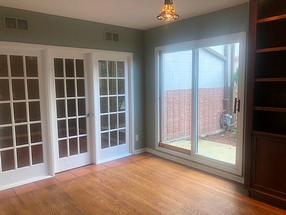 3rd image of 3016 N Nashville Ave #4