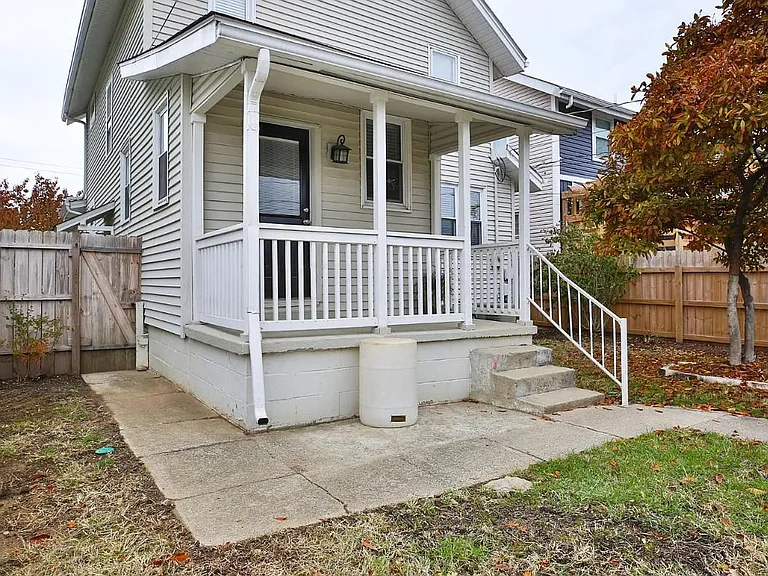 335 E Moler St — Photo 35