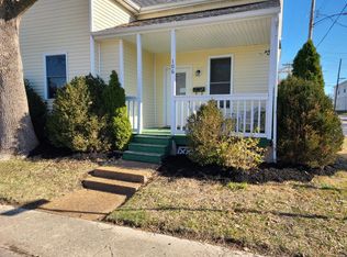106 S Washington St, Troy, IL 62294