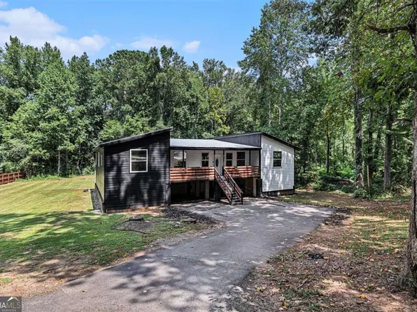 140 Indian Lake Dr, Hiram, GA 30141