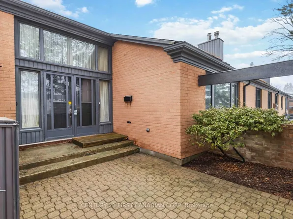 50 Fiddlers Green Rd #53, London, ON N6H 4T4