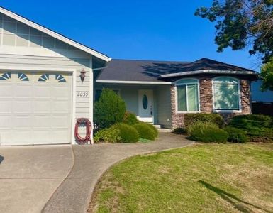 2039 SW Nebraska Ave, Grants Pass, OR, 97527