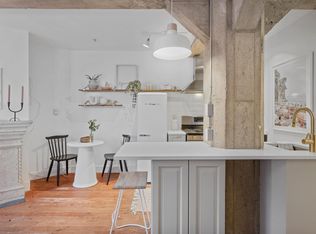 1216 Homer St #312, Vancouver, BC V6B6K5