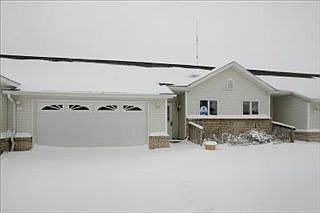 2nd image of 1598 Parker Dr