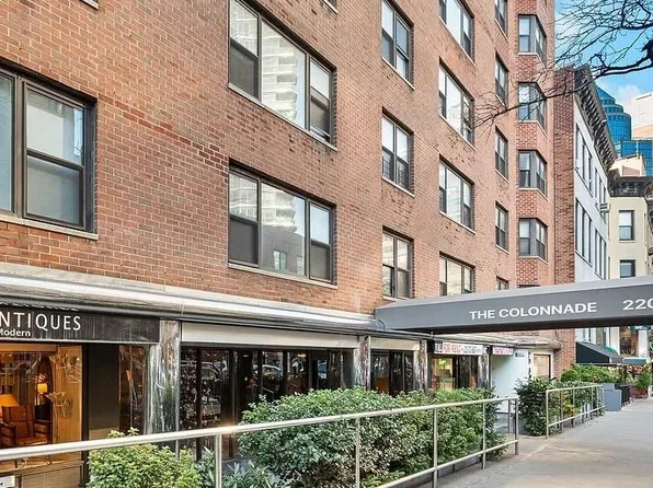 220 East 60th Street image 1 of 12