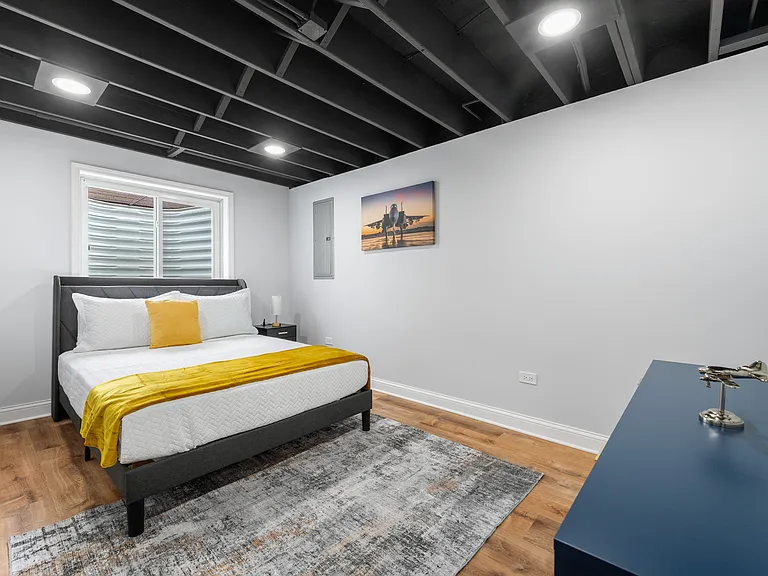 535 Ashland Ave — Photo 13