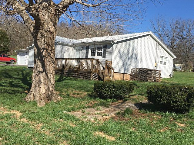 1st image of 318 Smith St