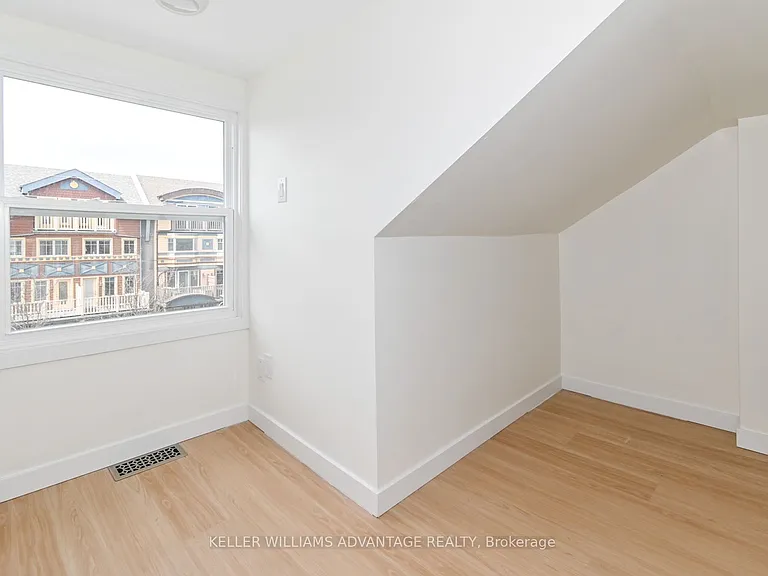 113 Woodbine Ave #UPPER — Photo 18