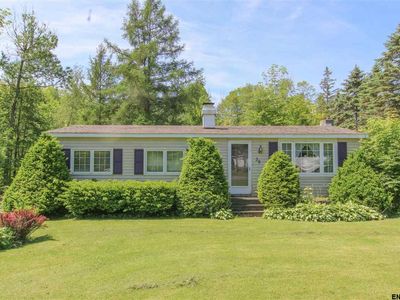 38 School St, Mayfield, NY, 12117