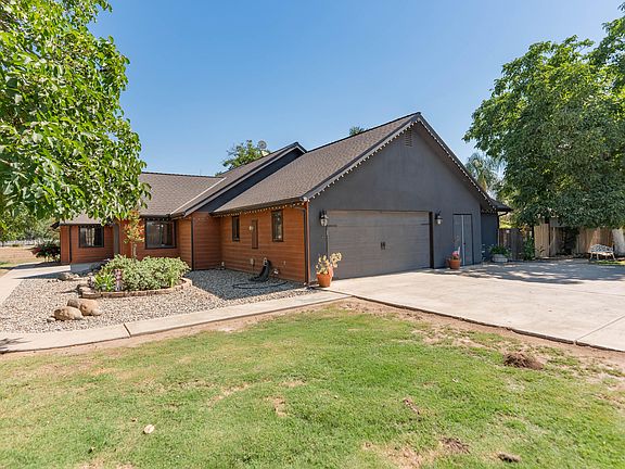 2nd image of 28821 Road 168