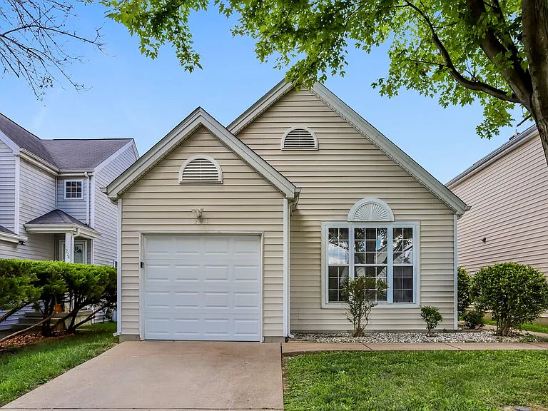 1280 Garden Village Dr — Photo 1