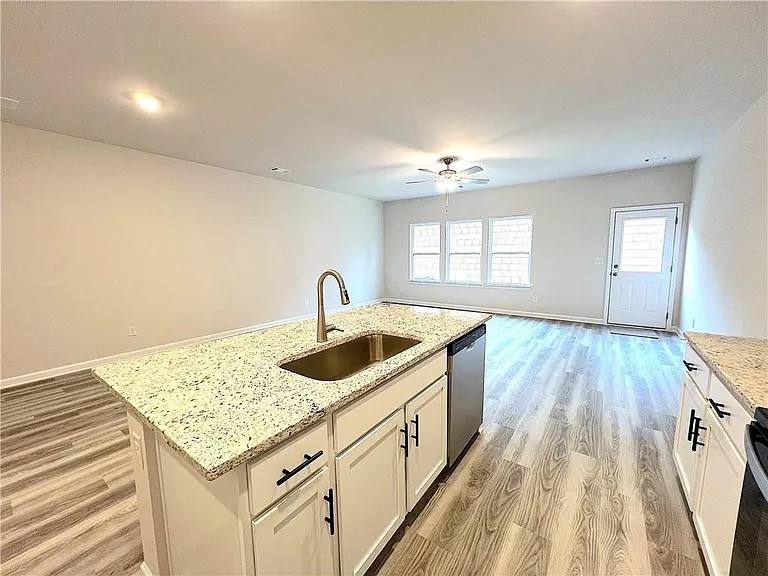 4141 Oakwood Terrace Ct — Photo 8