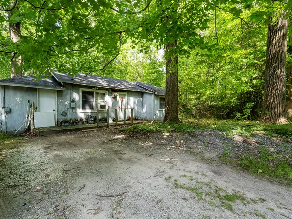 12661 Red Arrow Hwy, Sawyer, MI 49125