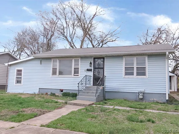 609 Vogler St, Eldon, MO 65026