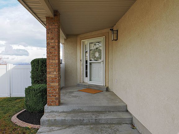 5th image of 5975 S Ridge Flower Way W