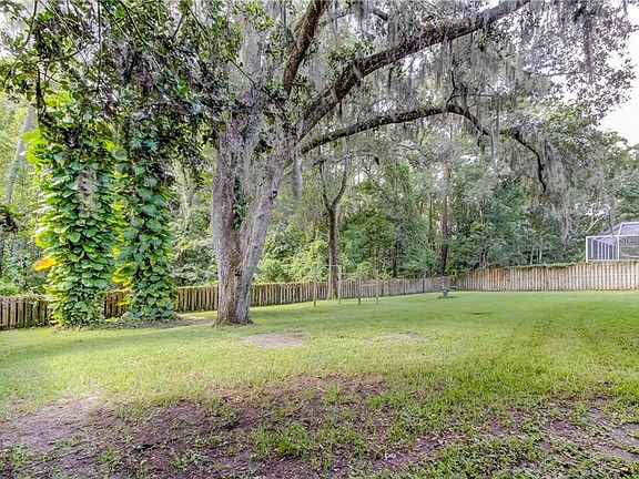 5th image of 13009 Creek Manor Ct