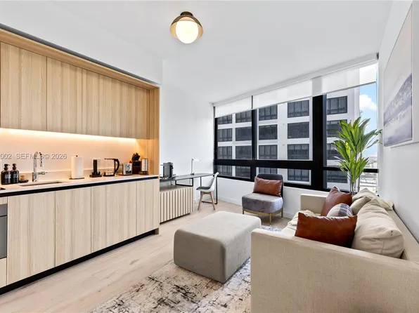 225 N Miami Ave Unit 1102, Miami, FL 33128