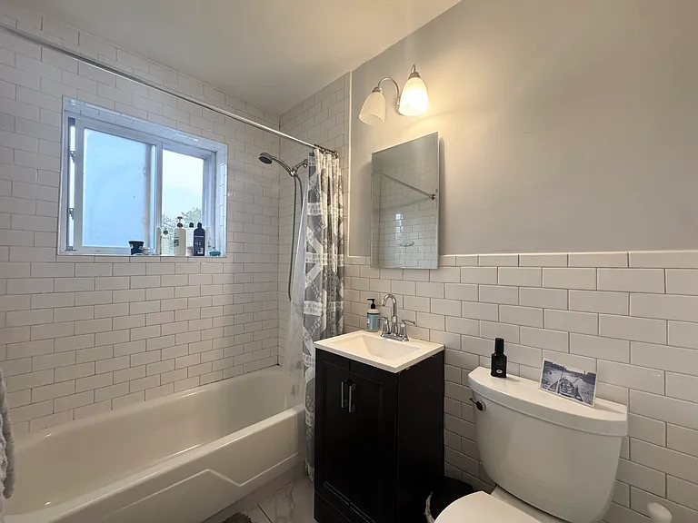 23 Westgate Rd #6 — Photo 4
