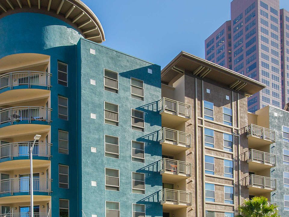Glo Apartments
