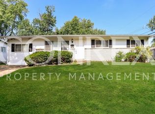 2375 Love Ln, Florissant, MO
