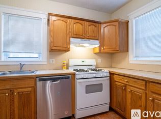 3 Cufflin St APT 2, Boston, MA 02135