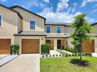 1679 Wynford Cir, Tavares, FL 32778