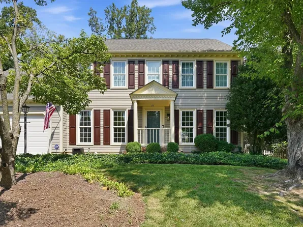 32 Larkwood Ct, Stafford, VA 22554