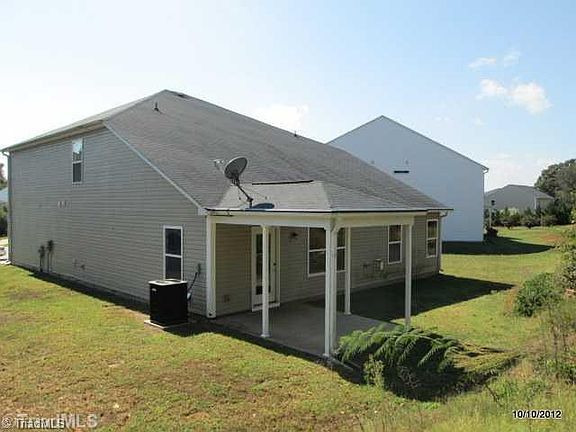3rd image of 4512 Brimmer Pl
