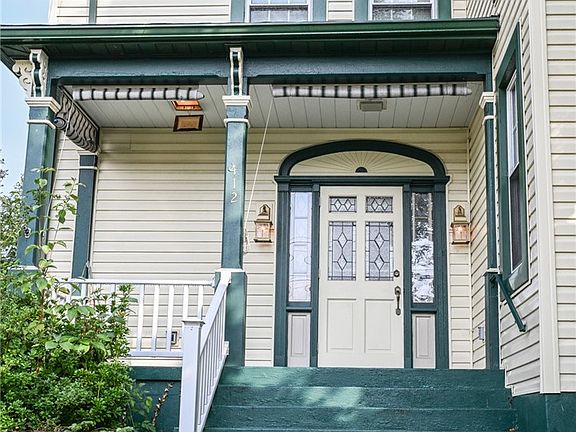 5th image of 412 Wood St