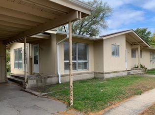 1811 SW Clearview Cir, Topeka, KS 66619