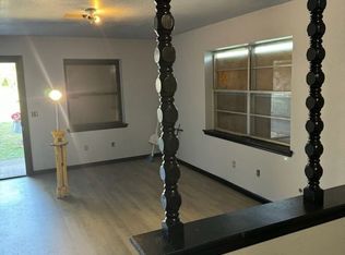 816 S 2nd St, Chickasha, OK 73018