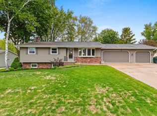 2250 Brick Dr, Green Bay, WI 54303