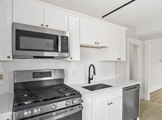 406 Neponset Ave #3L, Dorchester, MA 02122