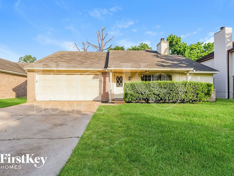 1st image of 22626 Guardsman Ln