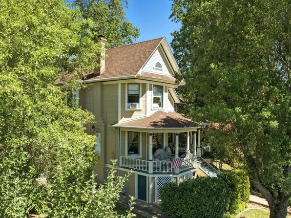 1330 Jackson Gate Rd, Jackson, CA 95642