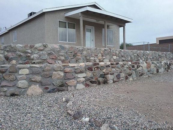 2nd image of 2541 Hacienda Pl