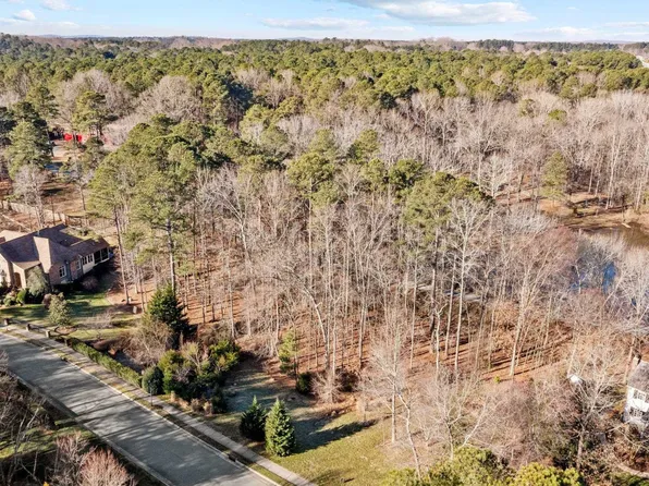 102 Cross Creek Dr Unit 2, Chapel Hill, NC 27514