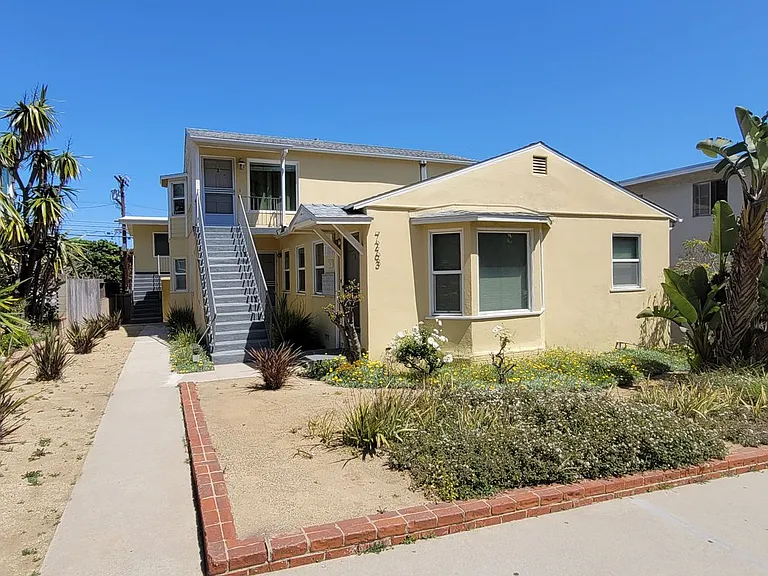 7263 W Manchester Ave — Photo 1