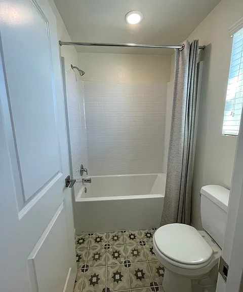 2003 N Perry Ln — Photo 20