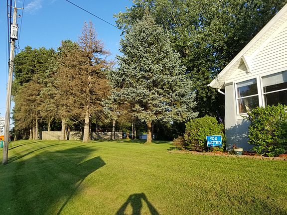 3rd image of 18926 W State Route 105