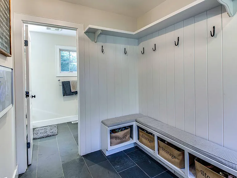 10 Villa Ave — Photo 14