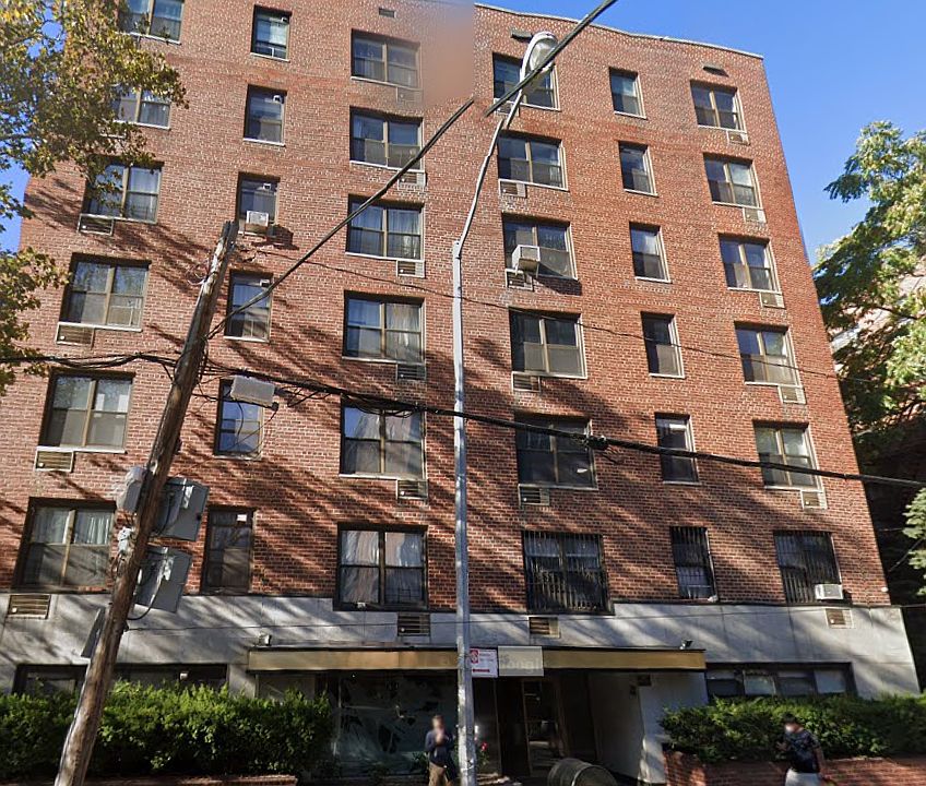 1st image of 13815 Franklin Ave APT 319
