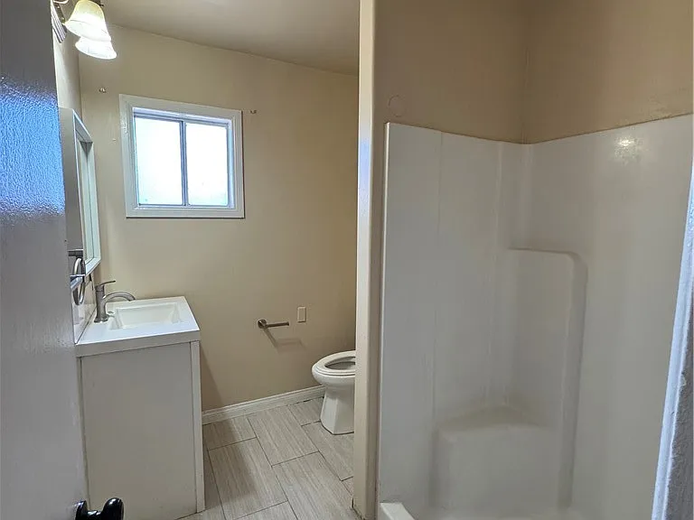 921 Carob Way — Photo 23