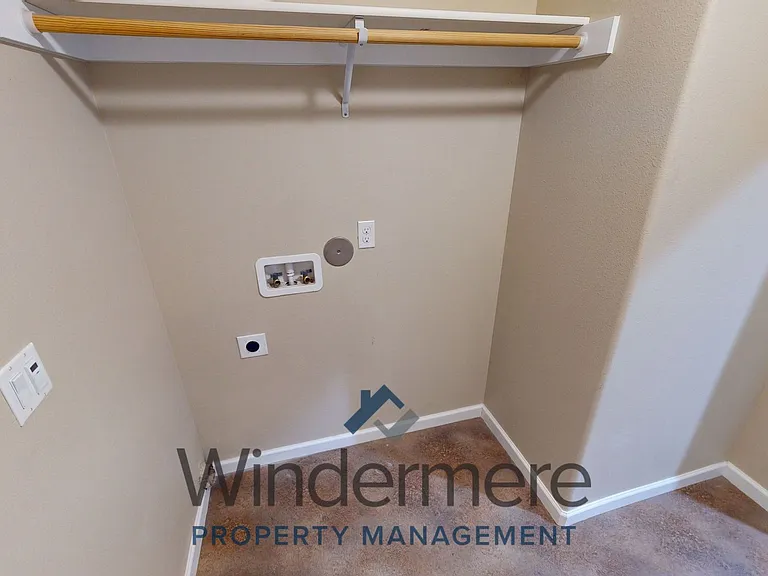 1988 Celestia Dr — Photo 11