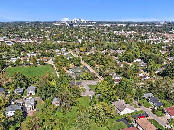 5th image of 112 W Thornton Ave